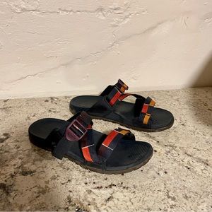 Chacos Block pattern size 9